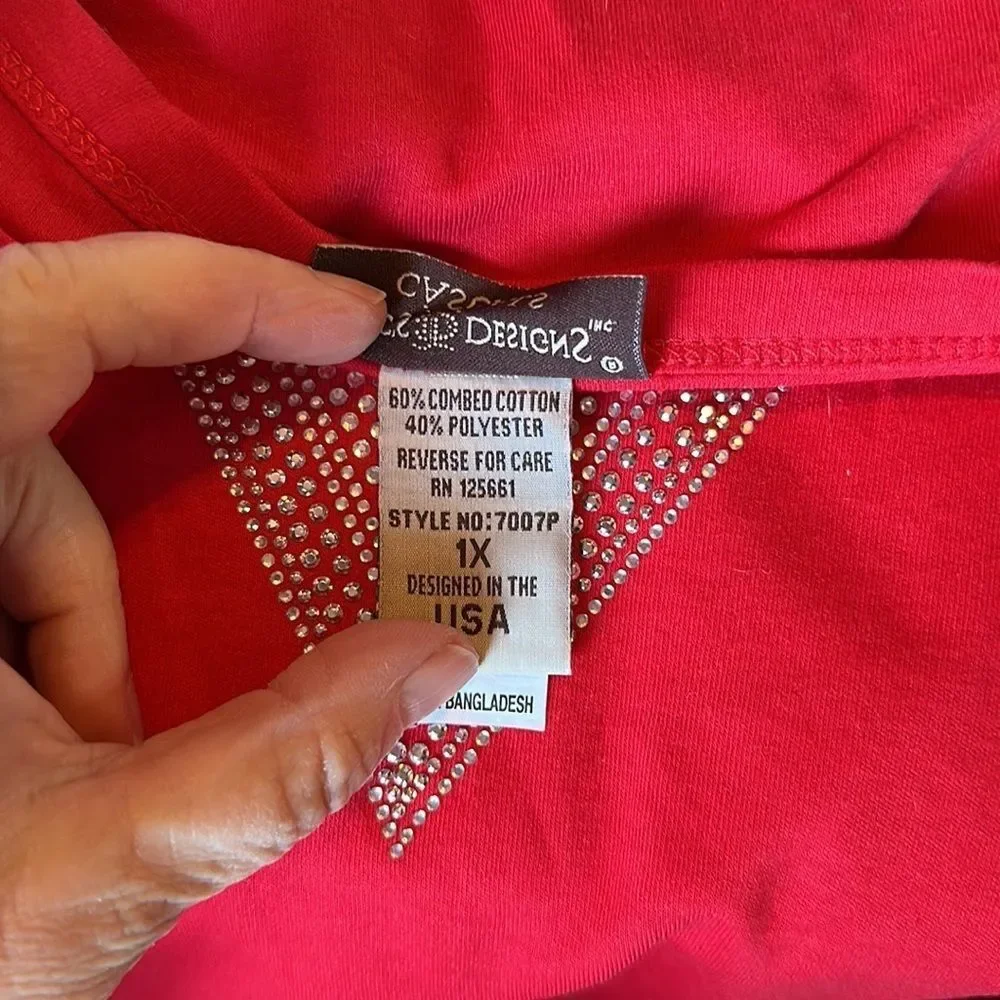 Isaac’s Designs Casuals Women’s Red 3/4 Sleeve Top 1X Crystal Embellishments